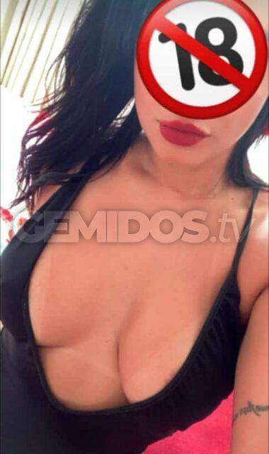 Flávia Bueno