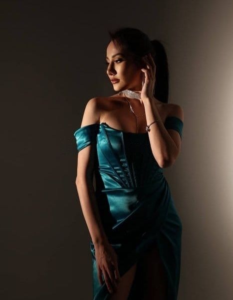 Escorts Amina in Milano