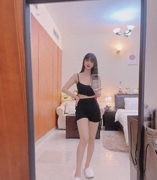 Escorts Hee in Dubai