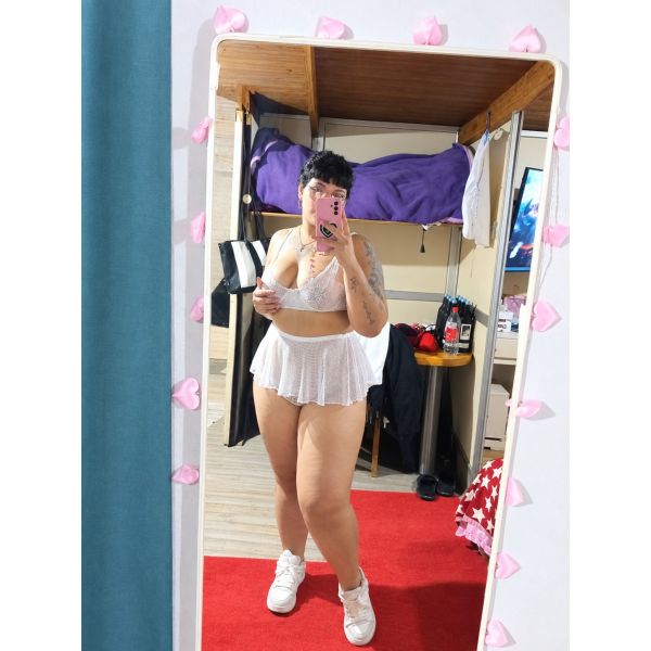Hola Corazon Trabajo Haciendo hoteles y Domicilios 💋 💋 



