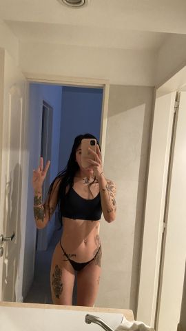 Mia