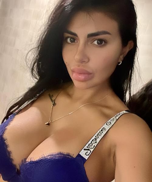 Escorts Saraa in Miami