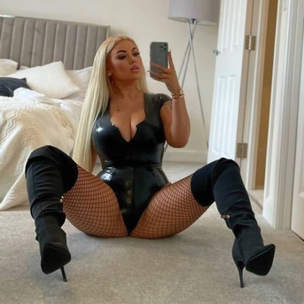 Escorts Kezia in Milano