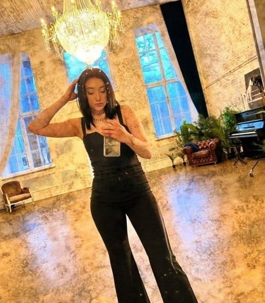 Escorts Mary in Dubai