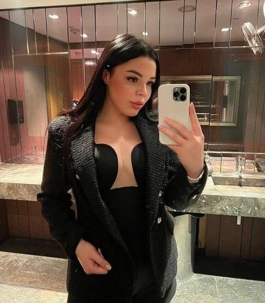 Escort Melany 	 Dubai
