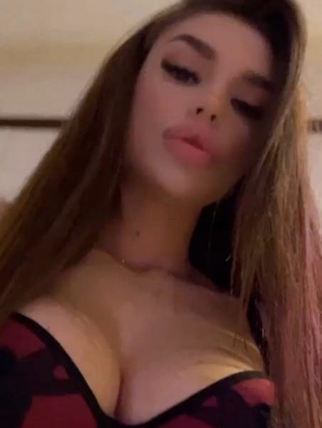 Escorts Tanya in Dubai