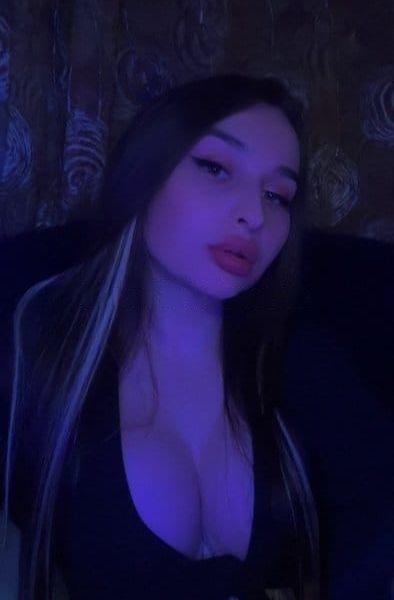 Escorts Monica in Dubai