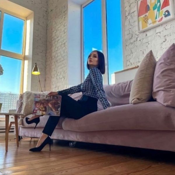 Escorts Angela in Dubai
