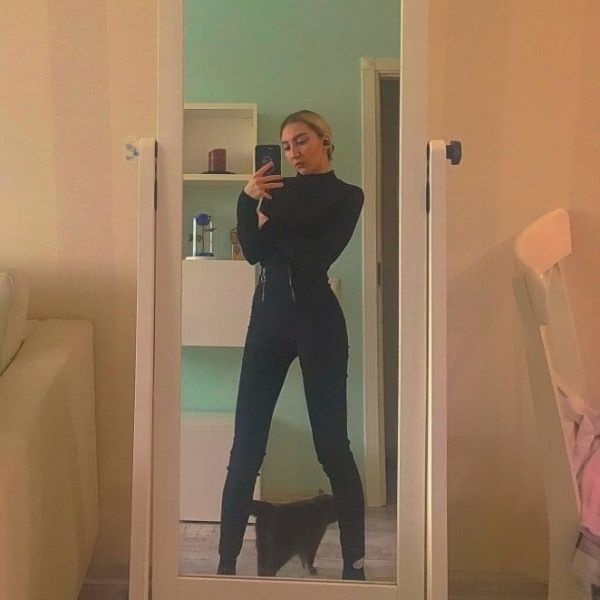 Escorts Nana en Dubai