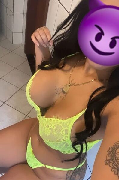 Escorts Baby Lins en Santa Catarina