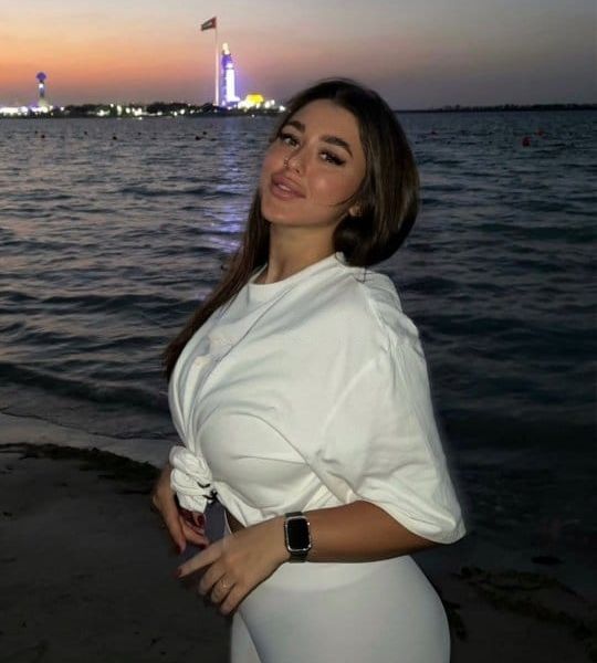 Escorts Dana en Dubai
