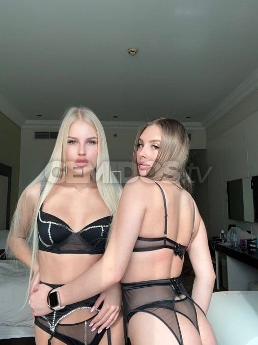 Alisa & Eliz