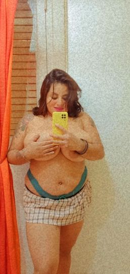 Larissa 