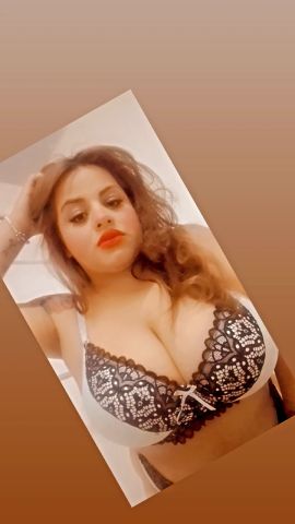 Larissa 