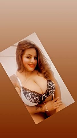 Larissa 