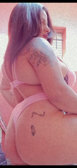 Larissa 