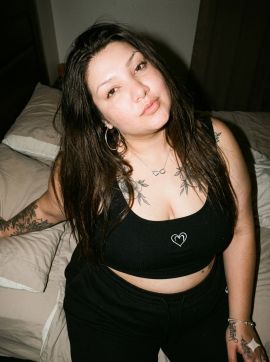 Yesika Curvy