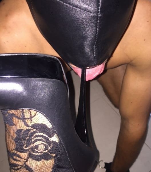 Escorts Mistress Elina in Dubai