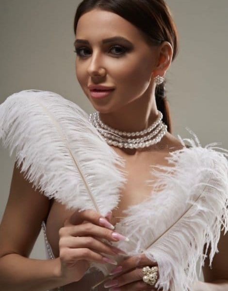 Escorts Ariana en Dubai