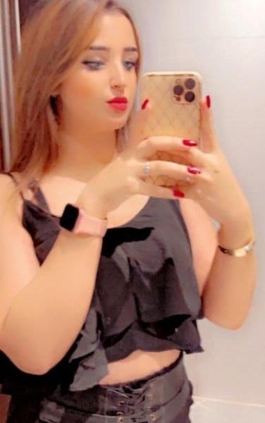 Escorts Marh en Dubai