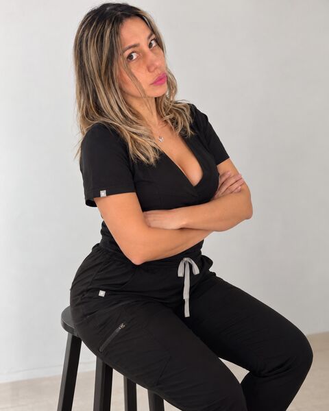 Mia