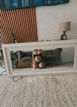 Nicole 