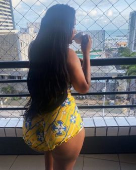 Bella Campos