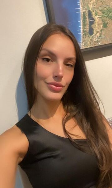 Escorts Victoria Aguiar in Santa Catarina