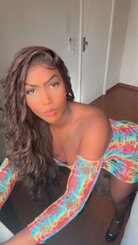 Adriana Fox