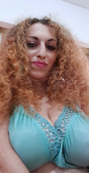 🚫NO ENCUENTROS🚫
Soy una Milf muy caliente 🔥  con ganas de sacarte toda la lechita. Mándame mensajitos. La mejor paja de tu vida 🥵 Te va a encantar 💋💦 🔥
🚫NO ENCUENTROS🚫 