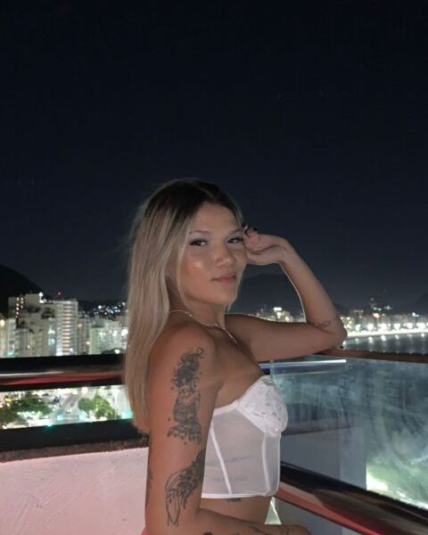Escorts Mirela Bittencourt em Rio de Janeiro