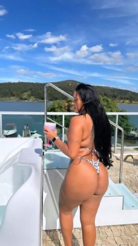 Bela Carvalho