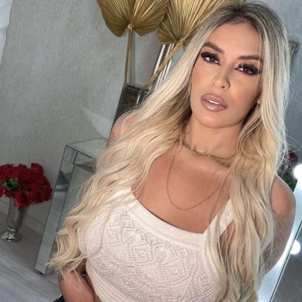 Acompanhantes Lívia Andrade em Centro