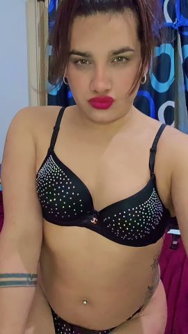 Taty Love  