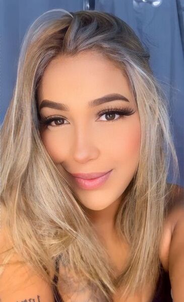 Victória Gomes