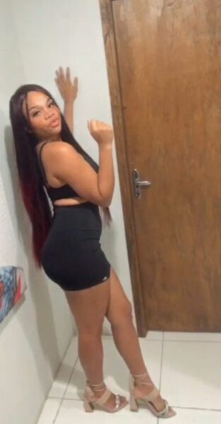 Escorts Kelly Albuquerque en Parana