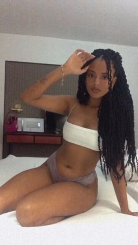 Andrezza Lins