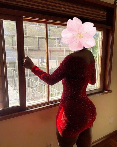 Escorts Mel Araújo à Minas Gerais