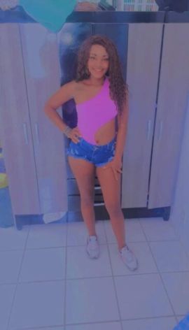 Isadora Queiroz