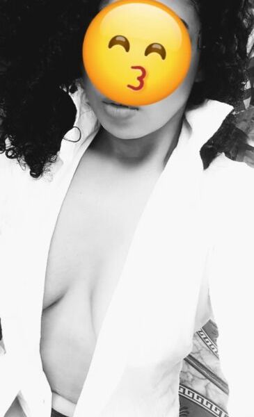 Escorts Mary Moreira 	 Mato Grosso