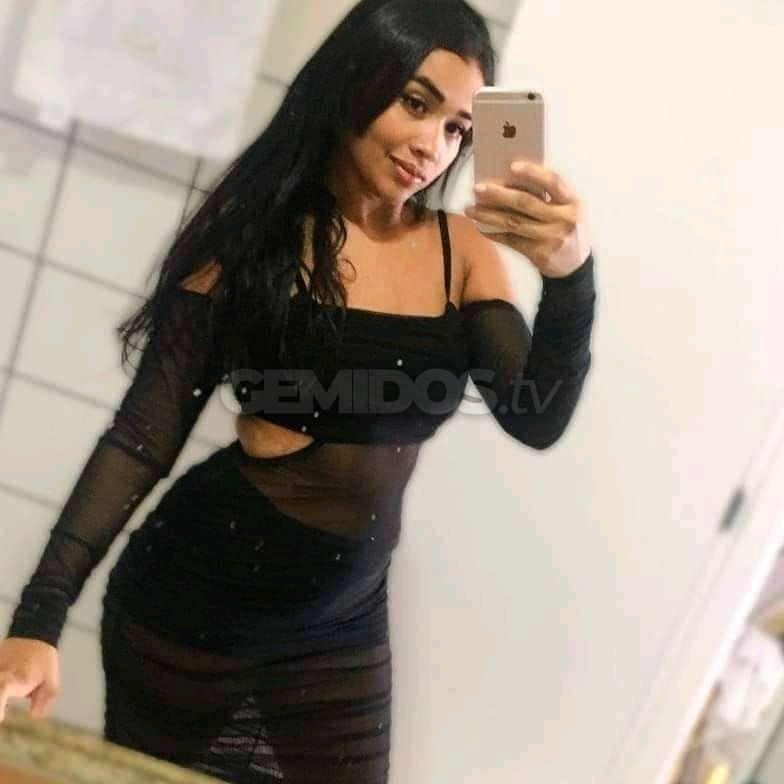Mirela Santos