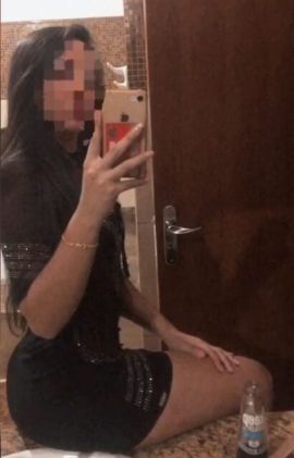 Bruna Camargo – Hotel/Motel