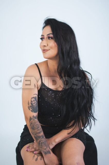 Carla Oliveira – Hotel/Motel