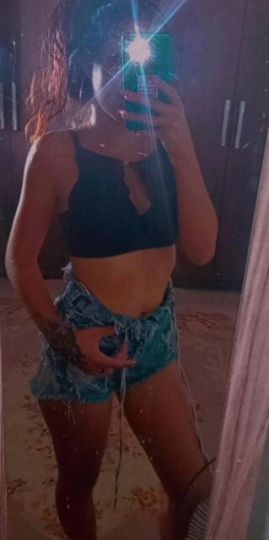 Julia Goulart