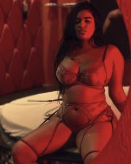 Camila Rezende – Hotel/Motel