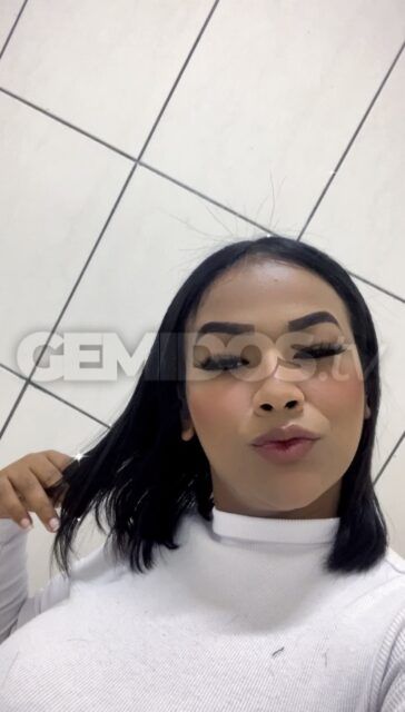 Rose Santos – Hotel/Motel 
