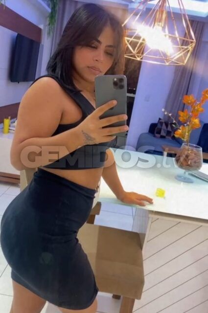 Lara Costa