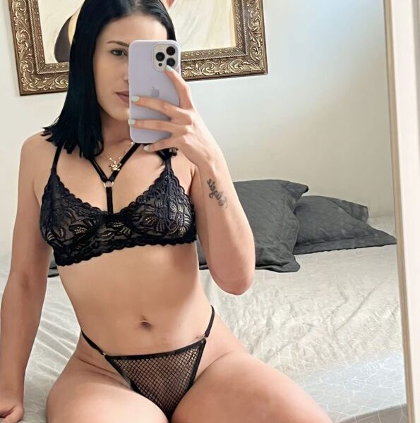 Escorts Aline Cristal in Santa Catarina