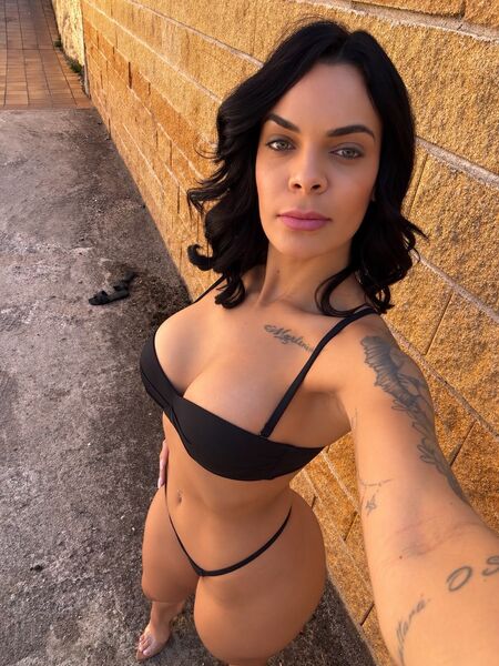 Escorts Chalet Madrid in Pilar