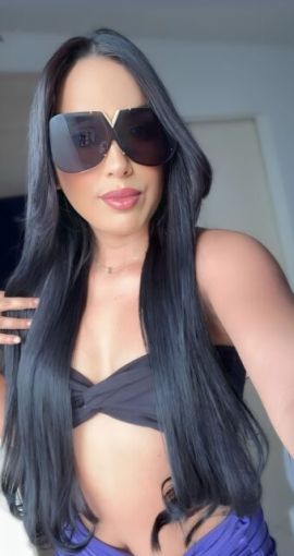 Larissa Fiori – Hotel/Motel